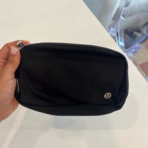 COPY - Lululemon crossbody bag